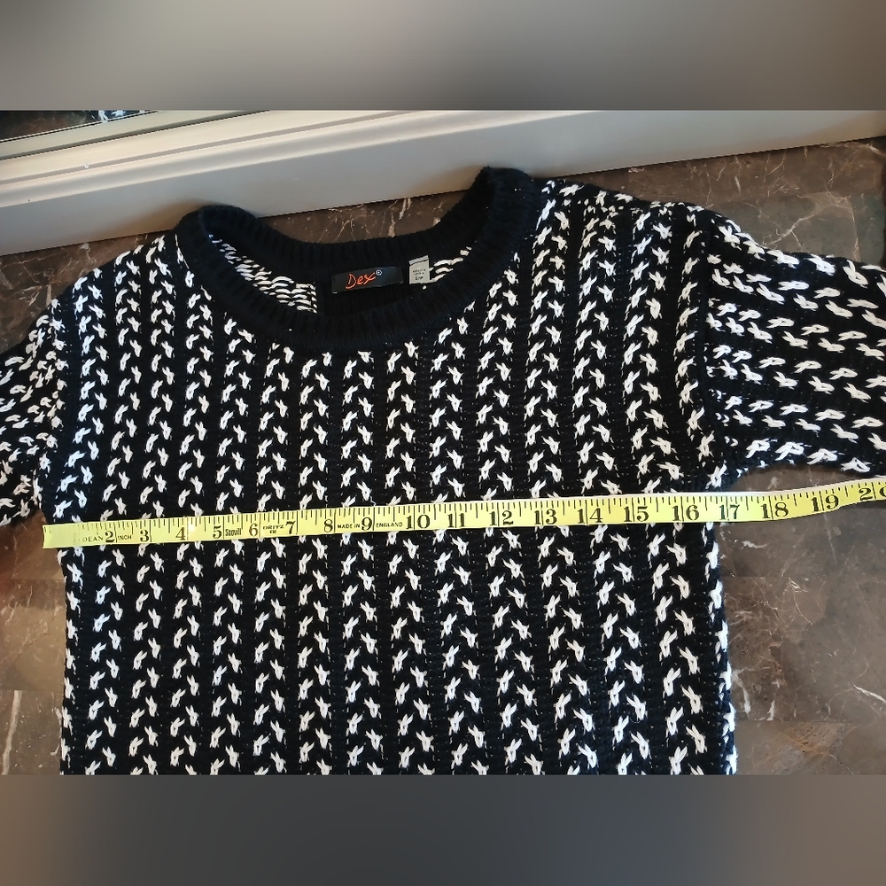 Dex Monochrome Patterned Crew Neck Sweater - Picture 5 of 8
